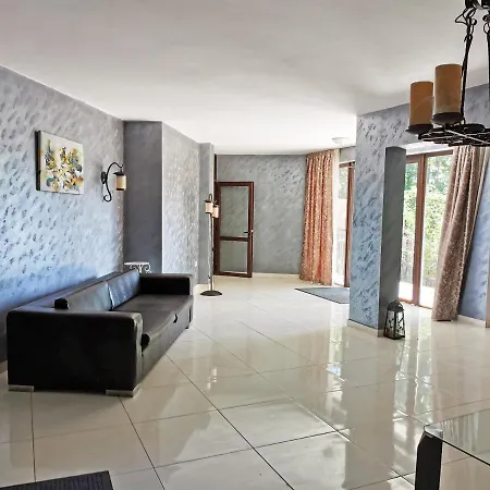 Apartamento Family For Short-term Vacation